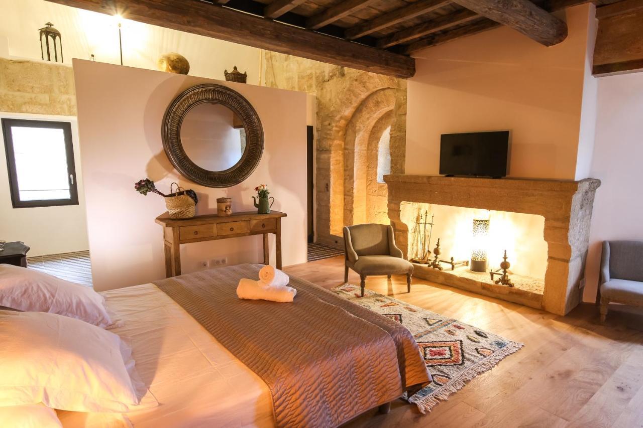 La Maison D'Aime Saint-Quentin-la-Poterie Ngoại thất bức ảnh